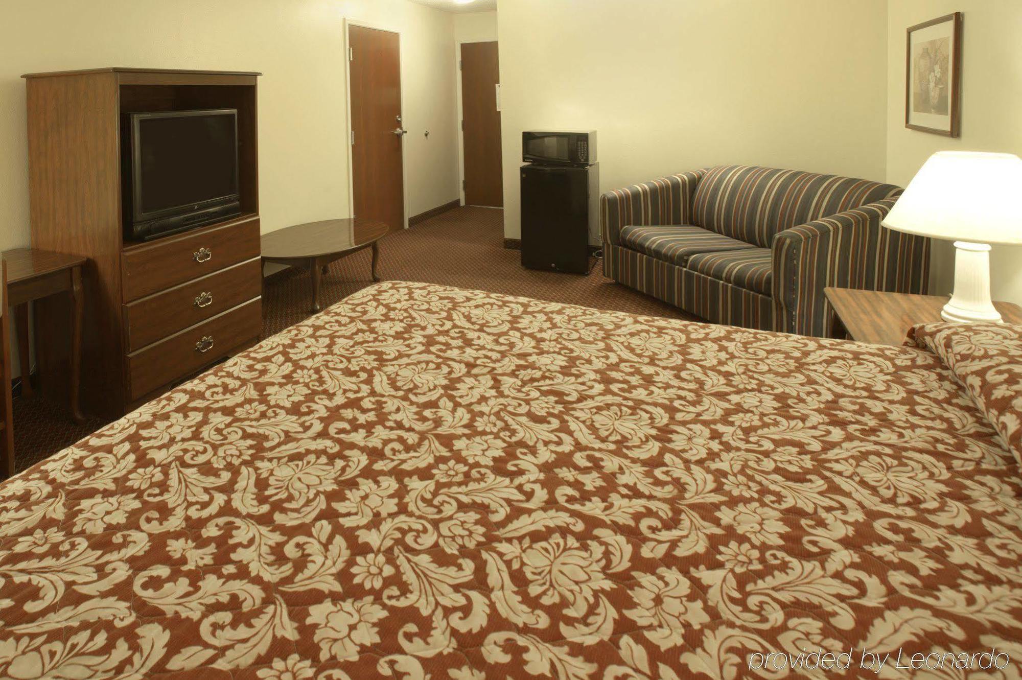 Hometown Inn & Suites Longview Zimmer foto